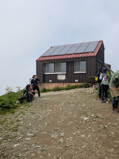 谷川岳に単独で登ってきたよ! 谷川岳温泉湯吹の湯オートキャンプ場 ソロキャンプ 区画サイト hachi329さんのキャンプブログ CAMPiii(キャンピー) -キャンプ専用SNS キャンプのすべてがここに集まる-