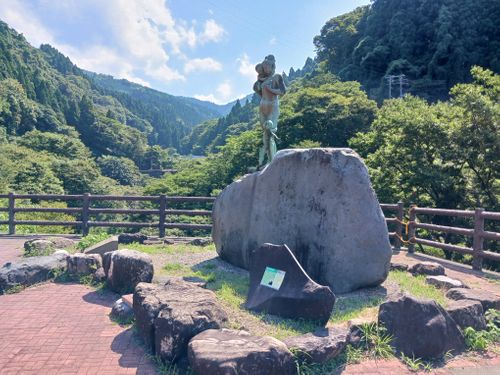 キャンプ車修理&Ｃ△ｍｐ旅’2025 to 秋田・横手【Day1】 ショッピングコーナー 黒埼ＰＡ 下り ソロキャンプ キャンピングカー vios outdoor'sさんのキャンプブログ CAMPiii（キャンピー） -キャンプ専用SNS キャンプのすべてがここに集まる-