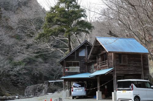 思い出の場所でソロ 大渡キャンプ場 ソロキャンプ 区画サイト 週末スナフキンさんのキャンプブログ CAMPiii（キャンピー） -キャンプ専用SNS キャンプのすべてがここに集まる-