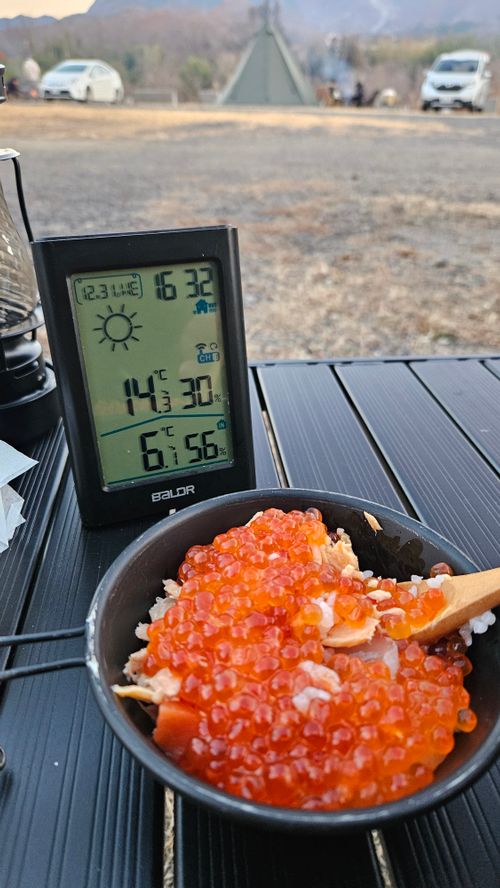 コスモキュランダ ともえ川Park ソロキャンプ グループキャンプ 区画サイト オートサイト IZUIZUさんのキャンプブログ CAMPiii（キャンピー） -キャンプ専用SNS キャンプのすべてがここに集まる-