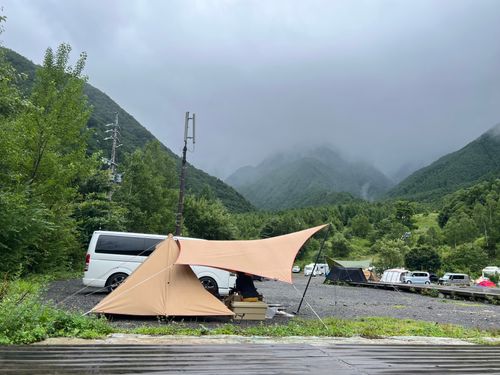 雨と爆風とペースキャンプ 木曽駒冷水キャンプ公園 ファミリーキャンプ フリーサイト hiyryushoさんのキャンプブログ CAMPiii（キャンピー） -キャンプ専用SNS キャンプのすべてがここに集まる-