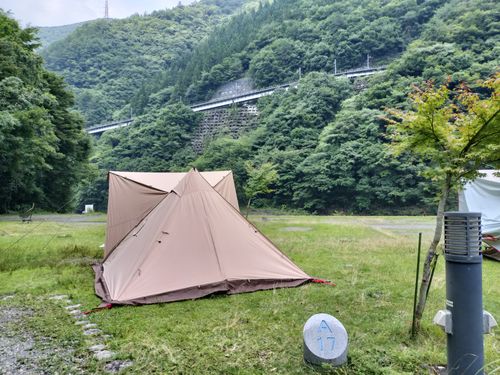 観光キャン アプトいちしろキャンプ場 ソロキャンプ グループキャンプ 区画サイト オートサイト たかぽんたさんのキャンプブログ CAMPiii（キャンピー） -キャンプ専用SNS キャンプのすべてがここに集まる-