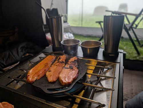 雨にも負けず風にも負けず&hellip; ふもとっぱらキャンプ場 ファミリーキャンプ 好々爺🇯🇵さんのキャンプブログ CAMPiii（キャンピー） -キャンプ専用SNS キャンプのすべてがここに集まる-
