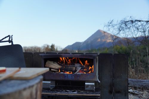 いつの間にか沢山揃ったソログル2連泊 ともえ川Park グループキャンプ 区画サイト 週末スナフキンさんのキャンプブログ CAMPiii（キャンピー） -キャンプ専用SNS キャンプのすべてがここに集まる-