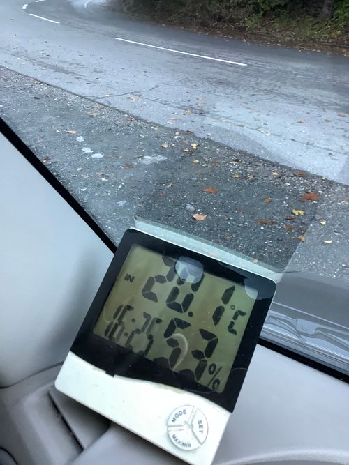 Vol.105 25/NO.24 笛吹小屋キャンプ場〜中津峡〜〆ホルモン屋‼️ 笛吹小屋キャンプ場 ソロキャンプ 区画サイト 🔥焚き火🔥さんのキャンプブログ CAMPiii(キャンピー) -キャンプ専用SNS キャンプのすべてがここに集まる-