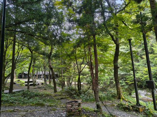 渓流と雨の避暑キャンプ🏕 匹見峡レストパーク ソロキャンプ 区画サイト ＪＩＭＭＹさんのキャンプブログ CAMPiii（キャンピー） -キャンプ専用SNS キャンプのすべてがここに集まる-