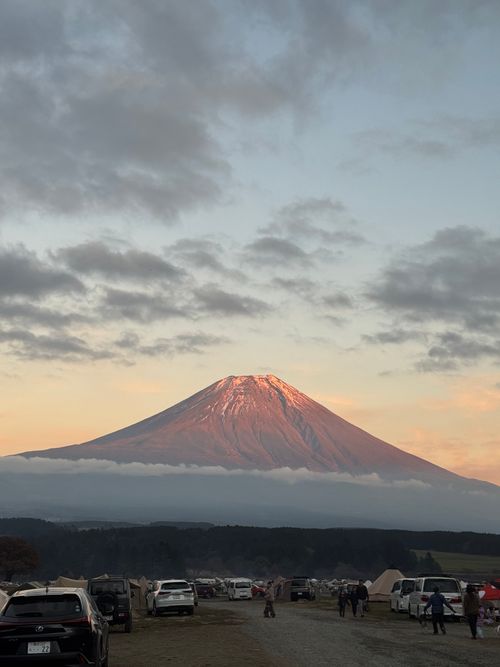 通算100回目のキャンプはふもとっぱらで ふもとっぱらキャンプ場 グループキャンプ フリーサイト xiongmaoさんのキャンプブログ CAMPiii（キャンピー） -キャンプ専用SNS キャンプのすべてがここに集まる-