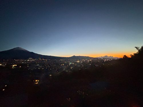 富士山と富士宮市の夜景 富士山と夜景のキャンプ場 桂の森CAMPERSFIELD ソロキャンプ 区画サイト marpyさんのキャンプブログ CAMPiii（キャンピー） -キャンプ専用SNS キャンプのすべてがここに集まる-