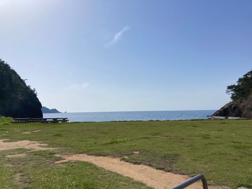 これはキャンプ...？？ 青海島 ファミリーキャンプ masaさんのキャンプブログ CAMPiii（キャンピー） -キャンプ専用SNS キャンプのすべてがここに集まる-