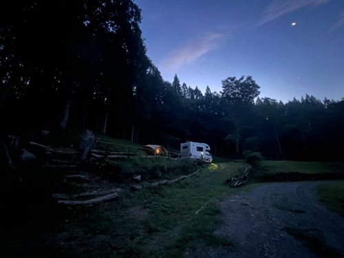 キャンピン交代2025 〜登城篇〜 会津高原INAキャンプビレッジ ソロキャンプ キャンピングカー まっつんさんのキャンプブログ CAMPiii(キャンピー) -キャンプ専用SNS キャンプのすべてがここに集まる-