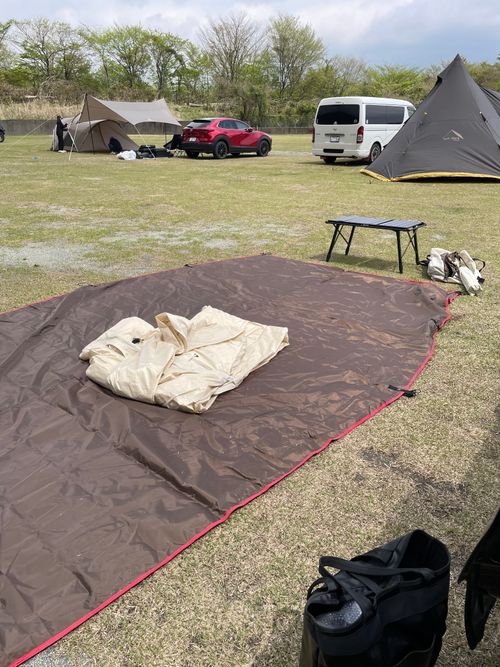 富士山キャンプと新倉浅間公園 朝霧Camp Base そらいろキャンプ場（フリーサイト・区画サイト・電源区画サイト） ファミリーキャンプ フリーサイト Kojiさんのキャンプブログ CAMPiii（キャンピー） -キャンプ専用SNS キャンプのすべてがここに集まる-