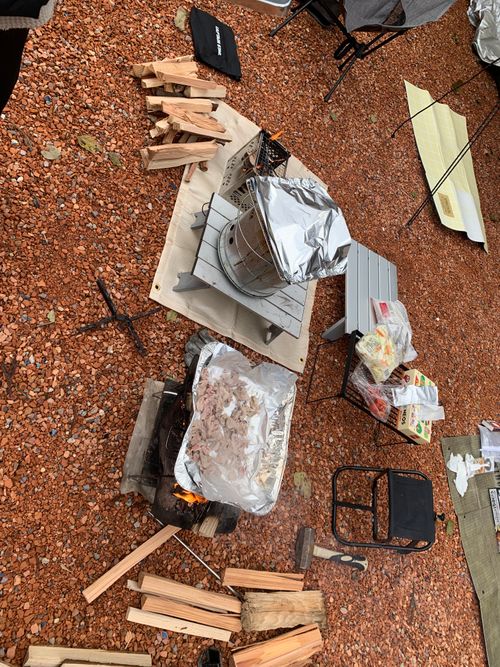 友達のキャンプデビュー 俺たちのキャンプ場 ソロキャンプ グループキャンプ オートサイト ナタツさんのキャンプブログ CAMPiii（キャンピー） -キャンプ専用SNS キャンプのすべてがここに集まる-