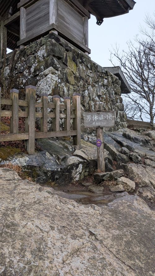 ハスラーが気になる(標高 約150m)(RVパーク(区画、電源付) 3000円)) RVパーク 七里川 ソロキャンプ グループキャンプ オートサイト 区画サイト IZUIZUさんのキャンプブログ CAMPiii（キャンピー） -キャンプ専用SNS キャンプのすべてがここに集まる-