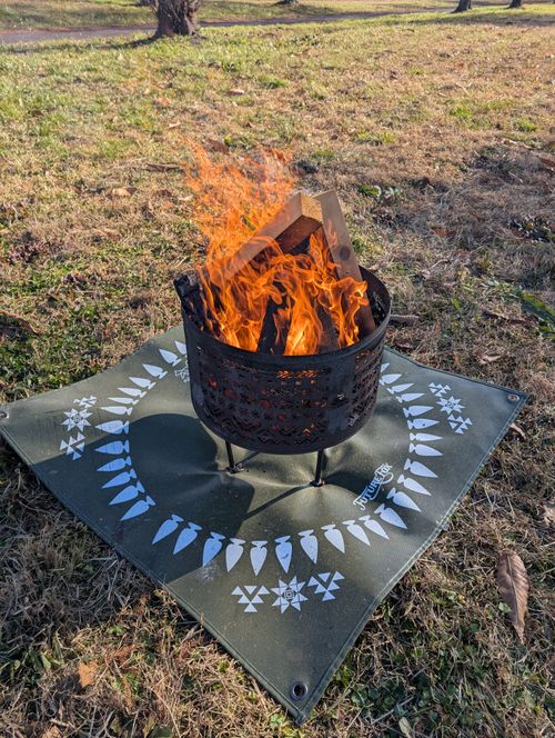 久しぶりのグルキャン！ 湖岸緑地 志那1 グループキャンプ フリーサイト HOSSON(ホッそん)さんのキャンプブログ CAMPiii（キャンピー） -キャンプ専用SNS キャンプのすべてがここに集まる-