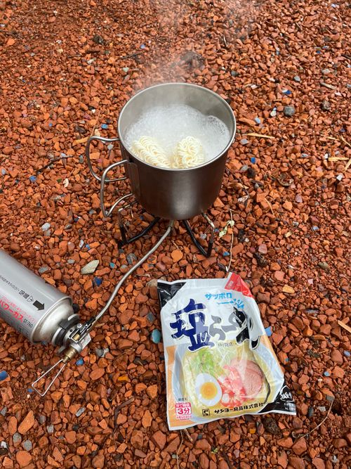 見晴らしが良いMahora稲穂山でのソロキャンプ！ リトリートフィールドMahora 稲穂山 P4 ソロキャンプ 区画サイト ma9さんのキャンプブログ CAMPiii（キャンピー） -キャンプ専用SNS キャンプのすべてがここに集まる-