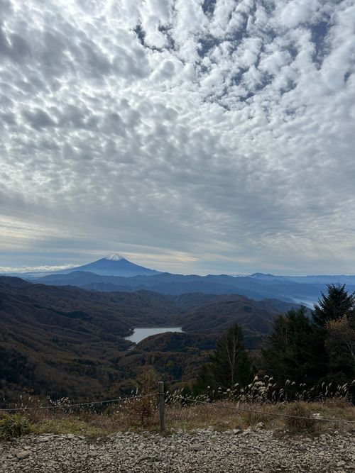 誘われて大菩薩嶺(自分は車中泊😆) 大菩薩嶺 ソロキャンプ グループキャンプ Genさんのキャンプブログ CAMPiii（キャンピー） -キャンプ専用SNS キャンプのすべてがここに集まる-