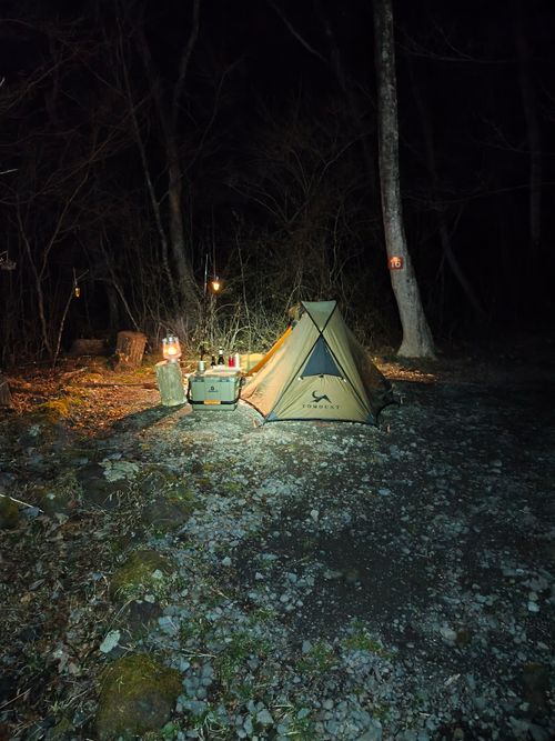 まだまだ朝は寒いですな 丸火自然公園グリーンキャンプ場 ソロキャンプ 区画サイト 3838Outdoorさんのキャンプブログ CAMPiii（キャンピー） -キャンプ専用SNS キャンプのすべてがここに集まる-