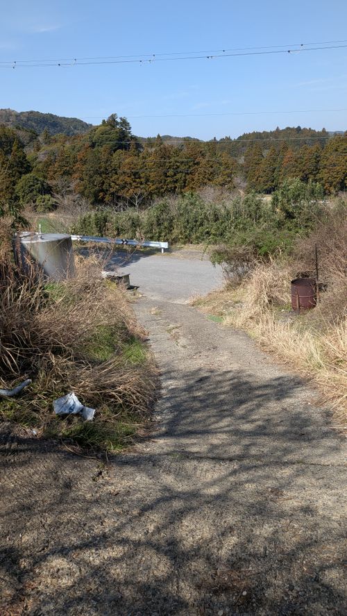 ハスラーが気になる(標高 約150m)(RVパーク(区画、電源付) 3000円)) RVパーク 七里川 ソロキャンプ グループキャンプ オートサイト 区画サイト IZUIZUさんのキャンプブログ CAMPiii（キャンピー） -キャンプ専用SNS キャンプのすべてがここに集まる-