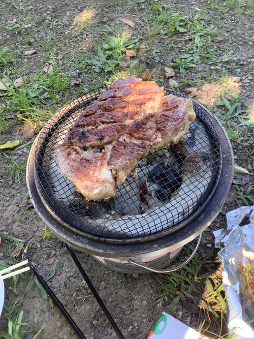 Vol.116 26/NO.06　いつもの場所にお肉焼きに行くと‼️ 坂戸市 ソロキャンプ フリーサイト 🔥焚き火🔥さんのキャンプブログ CAMPiii（キャンピー） -キャンプ専用SNS キャンプのすべてがここに集まる-