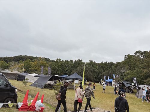 いばらきキャンプAUTUMN FESTA2025 涸沼自然公園キャンプ場 管理事務所 Oniyomeさんのキャンプブログ CAMPiii（キャンピー） -キャンプ専用SNS キャンプのすべてがここに集まる-