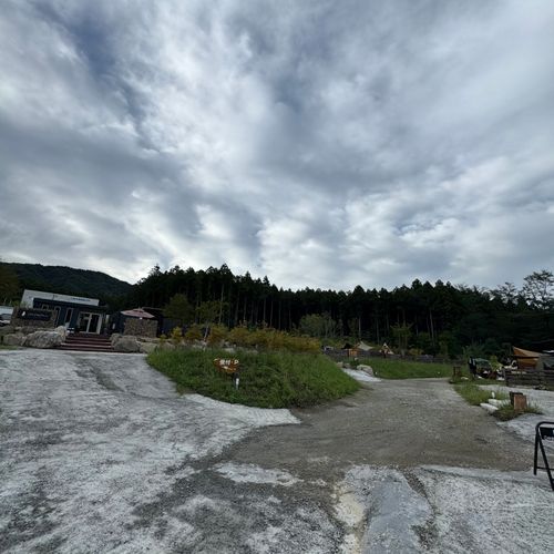 キャンプ旅、終わりは群馬の新設キャンプ場で JUTE CAMP FIELD(ジュートキャンプフィールド) ソロキャンプ 区画サイト xiongmaoさんのキャンプブログ CAMPiii(キャンピー) -キャンプ専用SNS キャンプのすべてがここに集まる-