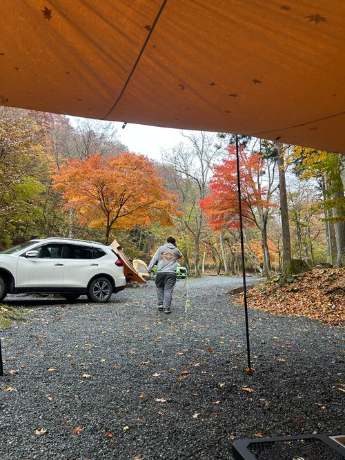 紅葉🍁キャンプ 山伏オートキャンプ場 ソロキャンプ グループキャンプ 区画サイト Genさんのキャンプブログ CAMPiii（キャンピー） -キャンプ専用SNS キャンプのすべてがここに集まる-