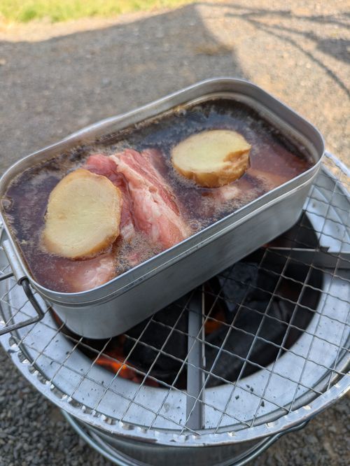 【茨城県笠間の超人気キャンプ場】にこにこキャンプ場 笠間市 ソロキャンプ 区画サイト MOTO△CAMPさんのキャンプブログ CAMPiii（キャンピー） -キャンプ専用SNS キャンプのすべてがここに集まる-