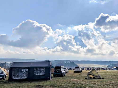 1年ぶりの、カレーの日 ふもとっぱらキャンプ場 ソロキャンプ グループキャンプ フリーサイト ぞのさんさんのキャンプブログ CAMPiii（キャンピー） -キャンプ専用SNS キャンプのすべてがここに集まる-