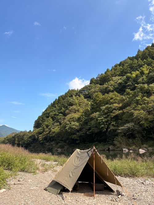 田舎っぺの汚宿🍂 前川キャンプ場 ソロキャンプ フリーサイト Camp 'n'g  Roll♪🏁さんのキャンプブログ CAMPiii（キャンピー） -キャンプ専用SNS キャンプのすべてがここに集まる-