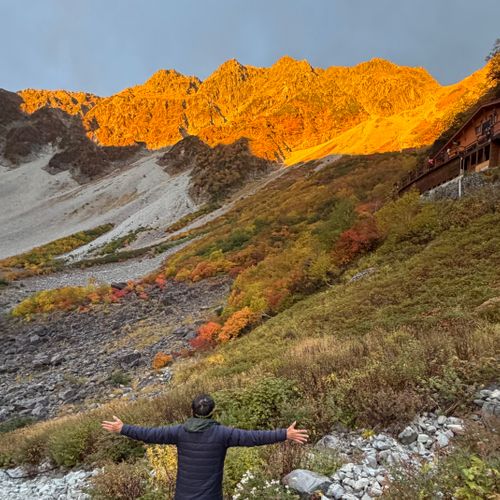 🍁紅葉の涸沢カールで4度目の正直🙏 涸沢カール グループキャンプ フリーサイト shuさんのキャンプブログ CAMPiii（キャンピー） -キャンプ専用SNS キャンプのすべてがここに集まる-