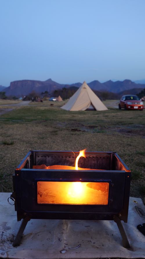 雲海を泳ぐクジラ山♪ 内山牧場 ソロキャンプ グループキャンプ フリーサイト まーささんのキャンプブログ CAMPiii（キャンピー） -キャンプ専用SNS キャンプのすべてがここに集まる-