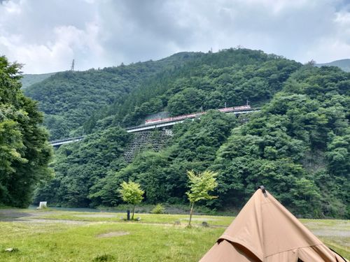 観光キャン アプトいちしろキャンプ場 ソロキャンプ グループキャンプ 区画サイト オートサイト たかぽんたさんのキャンプブログ CAMPiii（キャンピー） -キャンプ専用SNS キャンプのすべてがここに集まる-