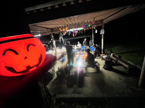 🎃ハロキャン🎃2025 御殿山キャンプ場 グループキャンプ ソロキャンプ フリーサイト オートサイト たかたかぽんたさんのキャンプブログ CAMPiii（キャンピー） -キャンプ専用SNS キャンプのすべてがここに集まる-