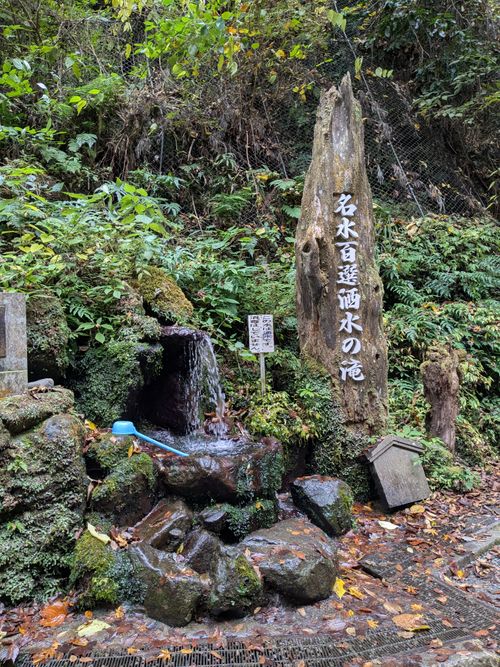 薪ストーブ始動 CAMPiece南足柄 廃校キャンプ場 ソロキャンプ 区画サイト 3838Outdoorさんのキャンプブログ CAMPiii（キャンピー） -キャンプ専用SNS キャンプのすべてがここに集まる-