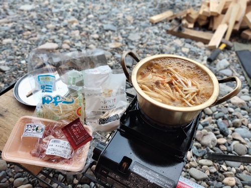 鬼リピ中 美濃橋 河川敷 ソロキャンプ たかたかぽんたさんのキャンプブログ CAMPiii（キャンピー） -キャンプ専用SNS キャンプのすべてがここに集まる-