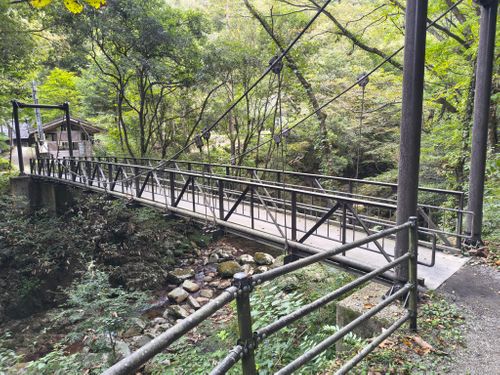 渓流と雨の避暑キャンプ🏕 匹見峡レストパーク ソロキャンプ 区画サイト ＪＩＭＭＹさんのキャンプブログ CAMPiii（キャンピー） -キャンプ専用SNS キャンプのすべてがここに集まる-