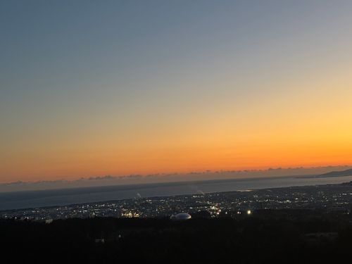 青空と富士山と夜景と海 富士見の丘オートキャンプ場 ファミリーキャンプ 区画サイト aozoraさんのキャンプブログ CAMPiii（キャンピー） -キャンプ専用SNS キャンプのすべてがここに集まる-