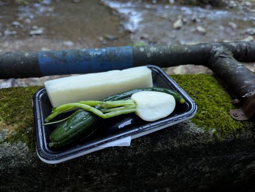 新幕試し張りソロ クアハウス山小屋 ソロキャンプ 区画サイト 週末スナフキンさんのキャンプブログ CAMPiii(キャンピー) -キャンプ専用SNS キャンプのすべてがここに集まる-
