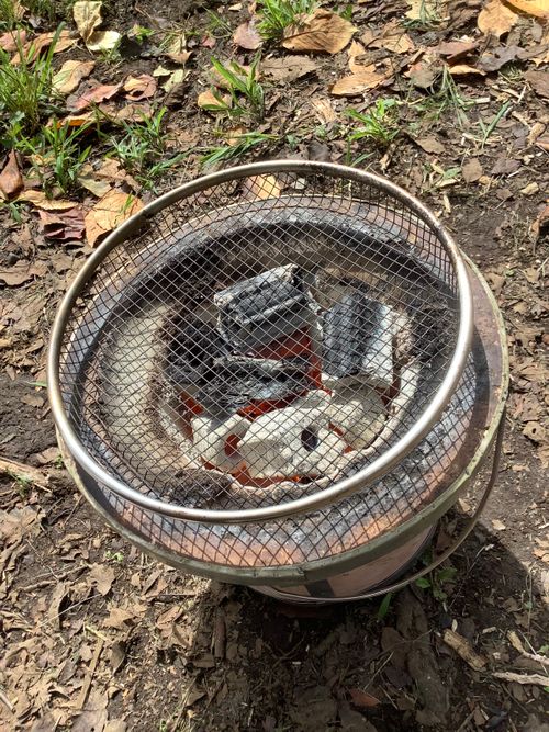 Vol.124 26/NO.14 お肉焼きに行く‼️ 坂戸市 ソロキャンプ フリーサイト 🔥焚き火🔥さんのキャンプブログ CAMPiii（キャンピー） -キャンプ専用SNS キャンプのすべてがここに集まる-