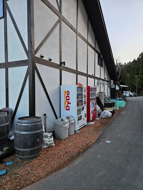 スパイシーカレーチキン (標高520m)(オートサイト区画6000円) おそとのてらす 南アルプス ソロキャンプ 区画サイト オートサイト IZUIZUさんのキャンプブログ CAMPiii（キャンピー） -キャンプ専用SNS キャンプのすべてがここに集まる-