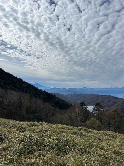 誘われて大菩薩嶺(自分は車中泊😆) 大菩薩嶺 ソロキャンプ グループキャンプ Genさんのキャンプブログ CAMPiii（キャンピー） -キャンプ専用SNS キャンプのすべてがここに集まる-