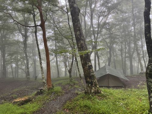 CAMPiii（キャンピー） まっつんさんのキャンプブログ 雨キャンプ PICA表富士