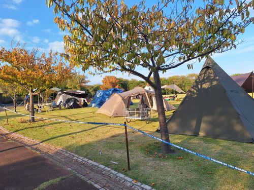 十周年 吉田町 グループキャンプ フリーサイト モンジロウ🦉さんのキャンプブログ CAMPiii（キャンピー） -キャンプ専用SNS キャンプのすべてがここに集まる-