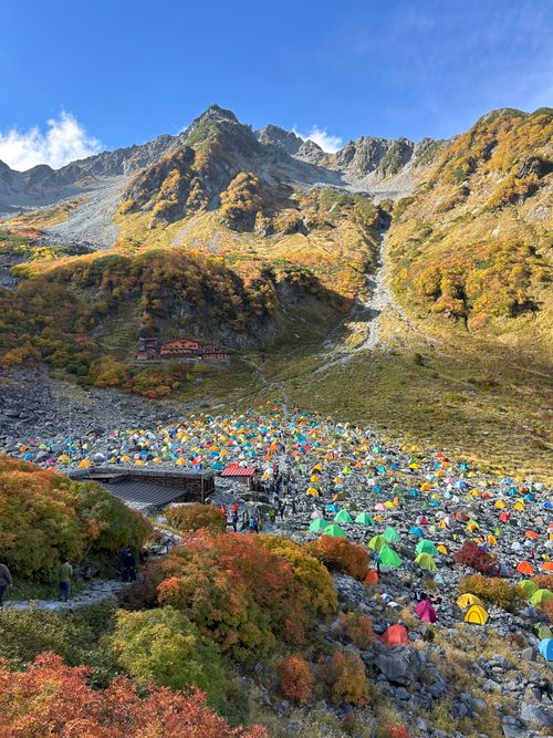 満身創痍の涸沢カール🥾⛺️ 涸沢カール ソロキャンプ グループキャンプ フリーサイト Genさんのキャンプブログ CAMPiii（キャンピー） -キャンプ専用SNS キャンプのすべてがここに集まる-