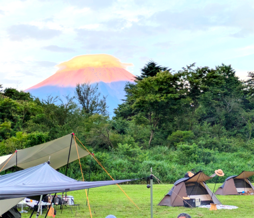 日本最高峰で奇跡のフルコンボ😍皆既月食・ご来光・影富士の富士山登山 富士山 グループキャンプ NATSUさんのキャンプブログ CAMPiii（キャンピー） -キャンプ専用SNS キャンプのすべてがここに集まる-