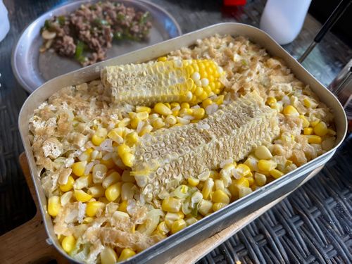 嵐の温泉キャンプ グループキャンプ 区画サイト ナツメさんのキャンプブログ CAMPiii（キャンピー） -キャンプ専用SNS キャンプのすべてがここに集まる-