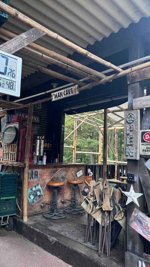 霜月最高のスタートキャンプ🫶 グランピングKAWASAKI懐かしの森 ファミリーキャンプ 区画サイト オートサイト はるかさんのキャンプブログ CAMPiii（キャンピー） -キャンプ専用SNS キャンプのすべてがここに集まる-