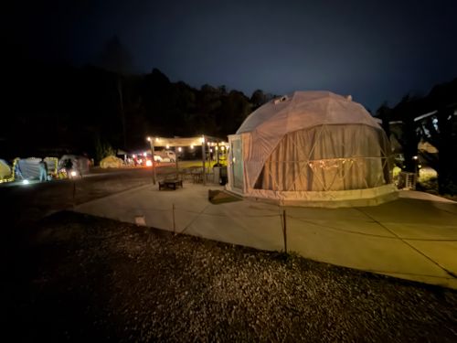 近場でキャンプ かいづか いぶき温泉 ファミリーキャンプ 区画サイト yoji@campさんのキャンプブログ CAMPiii（キャンピー） -キャンプ専用SNS キャンプのすべてがここに集まる-