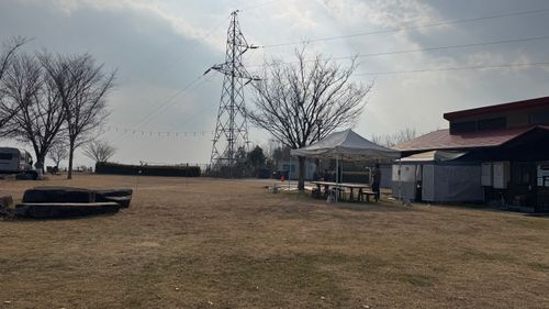 一家大集結の年末連泊ファミキャン🏕神イベぇぇぇ！ 三原市 棲真寺山オートキャンプ場 ファミリーキャンプ 区画サイト オートサイト はるかさんのキャンプブログ CAMPiii（キャンピー） -キャンプ専用SNS キャンプのすべてがここに集まる-