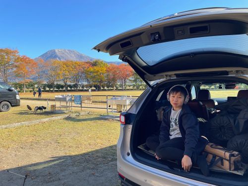 新幕から伊吹山を臨む グリーンパーク山東 ファミリーキャンプ 区画サイト だっちーさんのキャンプブログ CAMPiii（キャンピー） -キャンプ専用SNS キャンプのすべてがここに集まる-